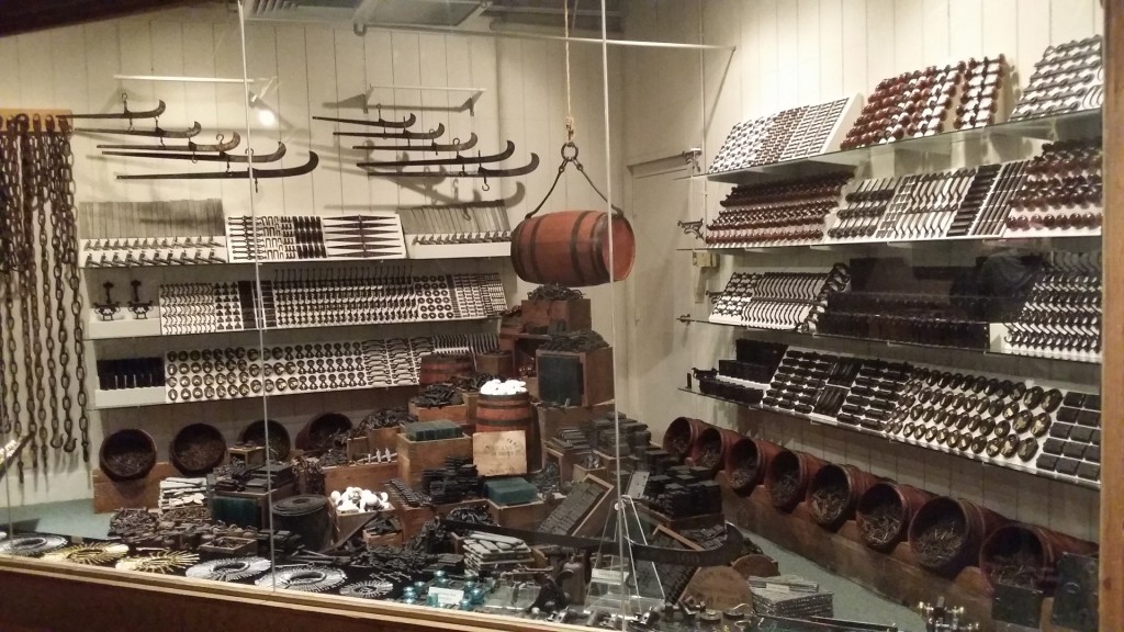 2015-05-16 hardware storeb