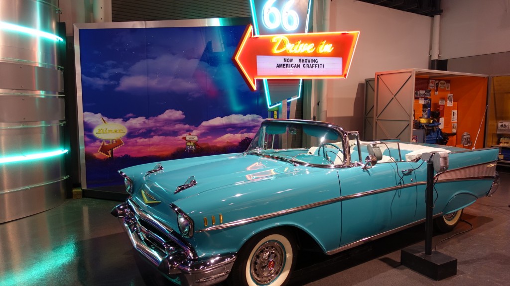 DSC01061 - 57 chevy 1b