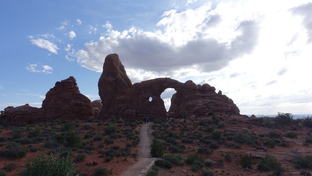 This arch looks a bit like North American from this angle
